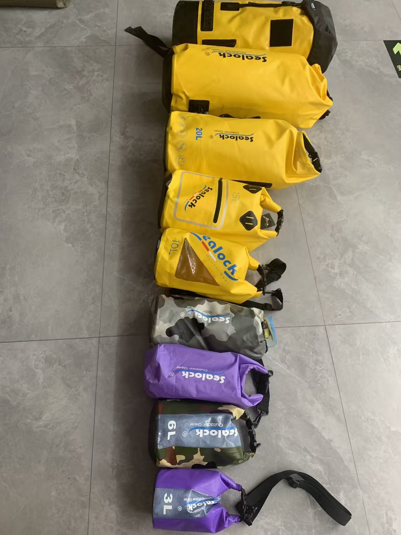 Dry Bag Manufacturer: OEM & Custom Waterproof Bag Production Guide