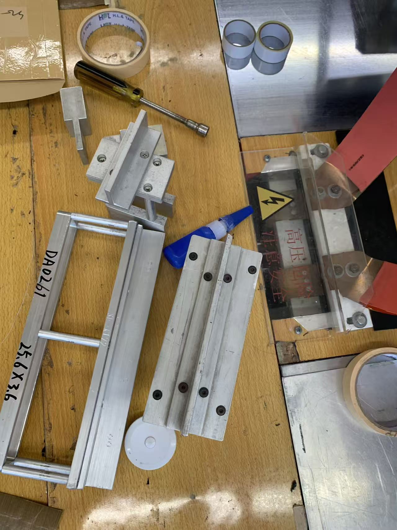 High-Frequency Mold Customization